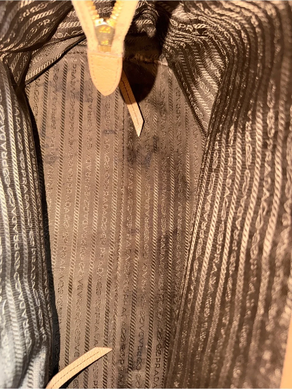 Vitello Daino Leather Vitello Daino Front Pocket Tote